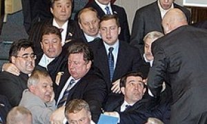 Депутатов приговорят к хорошему поведению