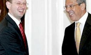 В списках значатся