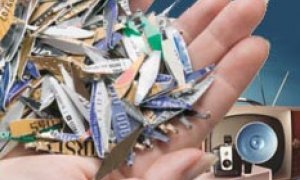 Десятки тысяч россиян могут стать невыездными Десятки тысяч россиян могут стать невыездными