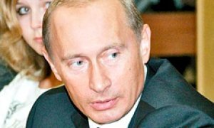 Владимира Путина приперли к кремлевской стене