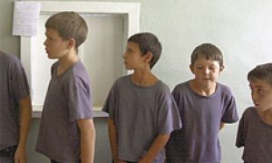 Малолеток исправили дискотеки