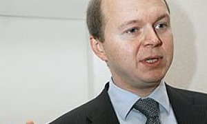 На щитах зависли миллионы