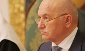 Юрию Лужкову погрозили из Кремля