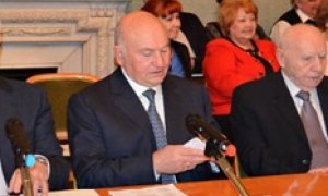 Юрий Лужков призвал сделать ставку на «реальный сектор» экономики 