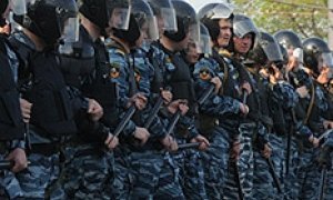 Штрафы и митинги: Россия берет на вооружение западный опыт