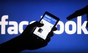 Facebook обвинили в сговоре с Кремлем