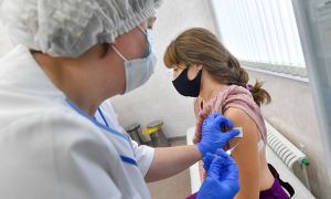 В России могут ввести штраф за отказ от вакцинации против коронавируса