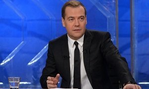 Медведев посоветовал властям Евросоюза набраться смелости и отменить санкции  