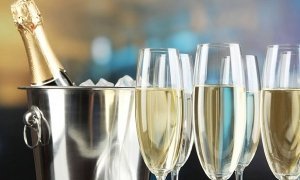 Шампанское в России подорожает на 15% из-за увеличения акциза