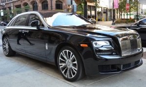 В центре Москвы неизвестные угнали Rolls-Royce Ghost EWB за 16 млн рублей