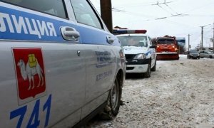 В Челябинске 15-летняя девочка села пьяной за руль и сбила сотрудника ГИБДД