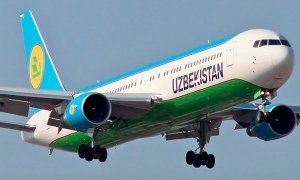 В петербургском аэропорту совершил посадку самолет с отказавшим двигателем  