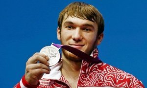 МОК лишил российского тяжелоатлета серебряной медали Игр-2012 года из-за допинга