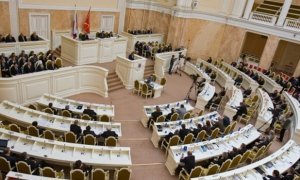В Петербурге депутатам запретили проводить встречи с народом без разрешения властей  