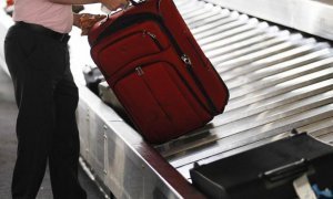 МИД предостерег россиян от перевозки посылок и сумок посторонних людей  