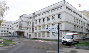 СКР начал проверку по факту издевательств медсестры над пациенткой в московской больнице