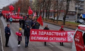 Жители Челябинска попросили вернуть 7 ноября статус выходного дня