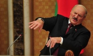 Александр Лукашенко отказывается размещать в Белоруссии российскую авиабазу