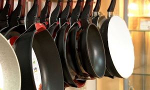 МВД России потратит 5 млн рублей на покупку сковородок и ножей