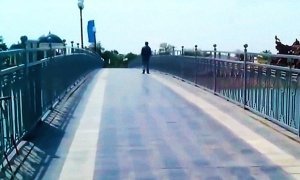 В Узбекистане во время концерта рухнул мост со зрителями. Погибли 15 человек