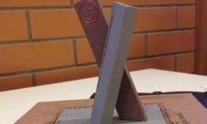 В Петербурге установят памятник бордюру и поребрику