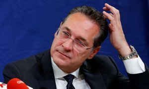 Вице-канцлер Австрии ушел в отставку из-за «позорного» видео с россиянкой