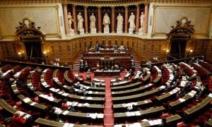 Французский сенат почти единогласно проголосовал за смягчение санкций против России