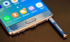 Клиенты Samsung переходят в стан «яблочников»