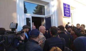 В Тольятти избранных депутатов не пустили на первое заседание гордумы  