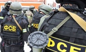 Сотрудники ФСБ провели массовые обыски у крымских татар. Есть задержанные