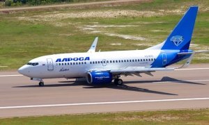 В аэропорту Петербурга самолет «Алросы» прервал полет из-за проблем с двигателем
