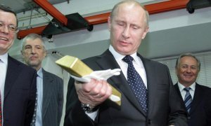 «Россия помогает США, Китаю и Сирии, но забывает про своих граждан»