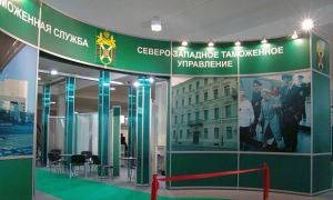 Начальника службы по борьбе с коррупцией петербургской таможни задержали за взятку