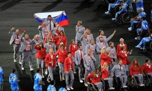 Белорусские спортсмены пронесли российский флаг на открытии Паралимпийских игр