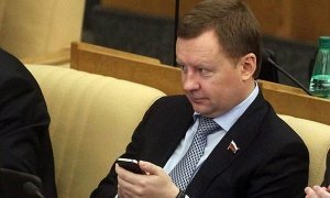 КПРФ пока не собирается исключать экс-депутата, давшего показания против Януковича