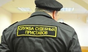 Новосибирские судебные приставы нашли должника в очереди за iPhone X