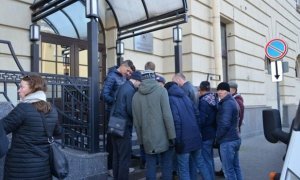 В Петербурге сотрудники «Метростроя» прекратили работу на объектах из-за долгов по зарплате