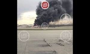 В аэропорту «Шереметьево» во время посадки загорелся пассажирский самолет