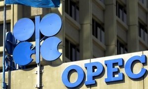 Цены на нефть упали на 7% после неудачных переговоров в Дохе