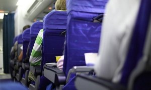 Авиадебошира, устроившего беспорядки на рейсе авиакомпании «Аврора», оштрафовали на 150 тысяч рублей