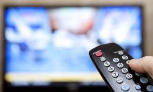 Российские телеканалы обяжут осуществлять телевещание с субтитрами  