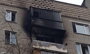 Неизвестные подожгли квартиру депутата от КПРФ 