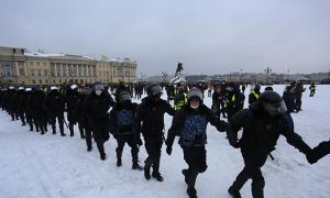 В Петербурге суды арестовали 37 участников акции в поддержку Навального