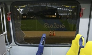 В олимпийском Рио-де-Жанейро обстреляли автобус с журналистами  