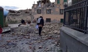 Число жертв землетрясения в Италии выросло до 247 человек  