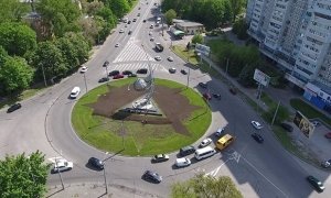 В России вступили в силу новые правила проезда перекрестков с круговым движением