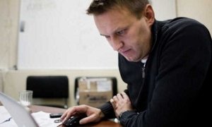 Алексей Навальный попросил прокуратуру проверить связь между центром «Э» и SERB