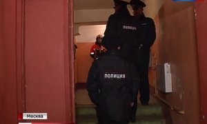 Квартира, в которой задержали подозреваемых в подготовке терактов, принадлежит пенсионеру из Минобороны