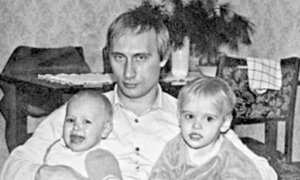 После статьи о младшей дочери Владимира Путина Reuters обнародовало данные о ее сестре