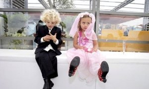В России официально запретят «аморальные» браки  с 14-летними подростками
